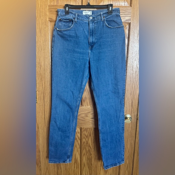 Abercrombie & Fitch Denim - Abercrombie & Fitch Women's Curve Love The 90’s Slim Straight Jeans - 32/14 Long